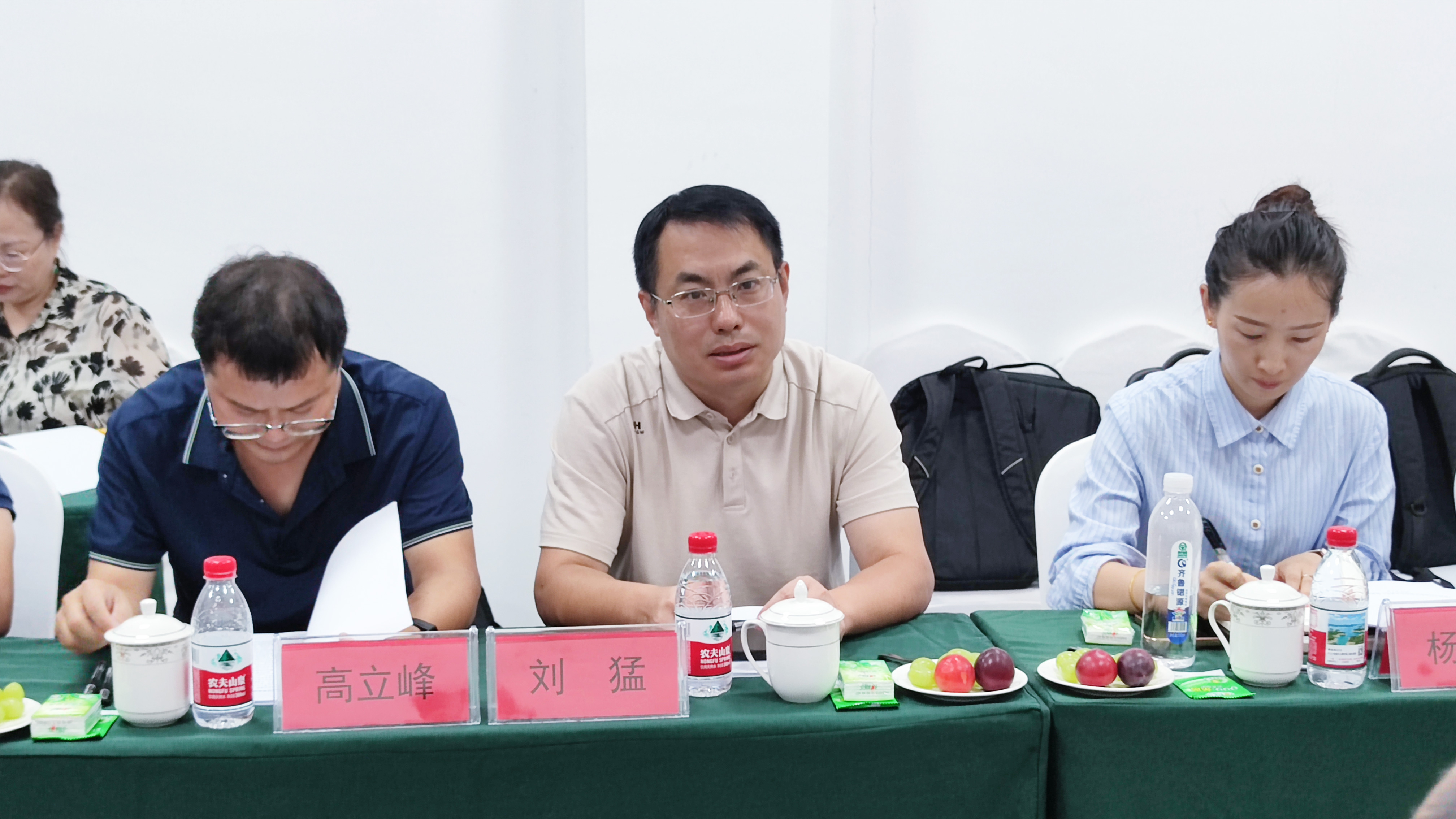 盛拓科集团参与制定国家标准《家用太阳能热水系统技术条件》GB/T19141工作